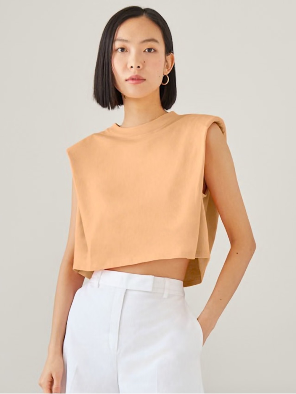 💕 ARITZIA babaton Shoulder Pad Cropped in apricot ice size XS cotton peach
